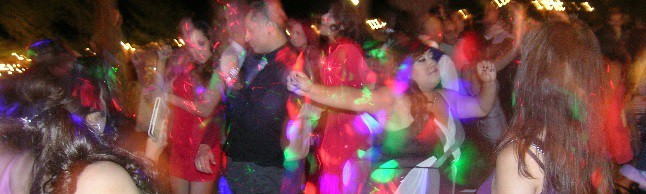 dark-wedding-dance-floors-2